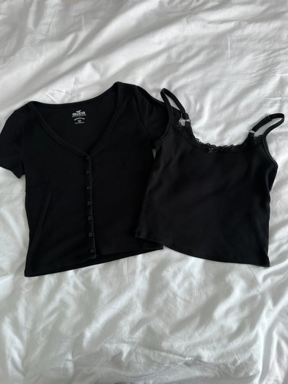 Hollister Black T-Shirt & Tank Top Cropped Medium Worn Once Excellent Condition